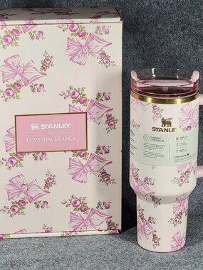 Stanley x LoveShackFancy 40oz Quencher H2.0 Tumbler – Pink Bow Floral Edition